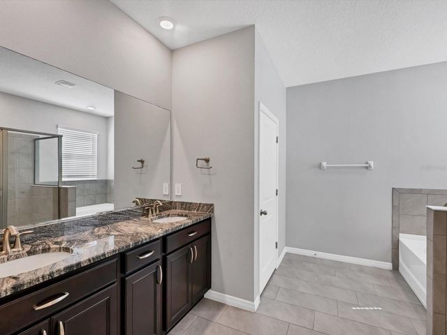 17605 CANTARINA COVE, Bradenton, FL 34211