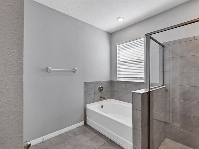 17605 CANTARINA COVE, Bradenton, FL 34211