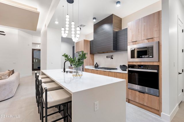 12729 Persistence Avenue, El Paso, TX 79928