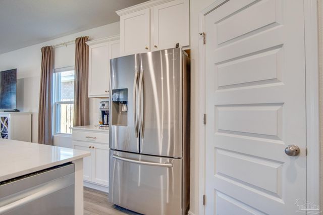 8130 Fir Tree Dr, Milton, FL 32583