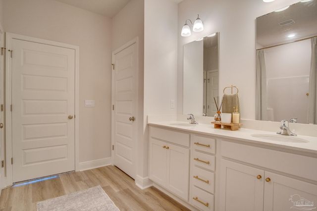 8130 Fir Tree Dr, Milton, FL 32583