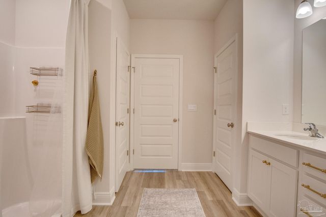 8130 Fir Tree Dr, Milton, FL 32583