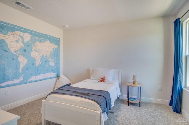 8130 Fir Tree Dr, Milton, FL 32583