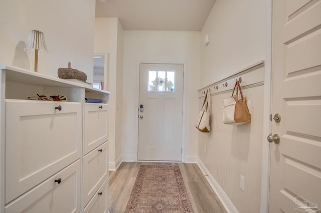 8130 Fir Tree Dr, Milton, FL 32583