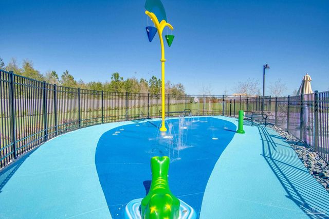 8130 Fir Tree Dr, Milton, FL 32583