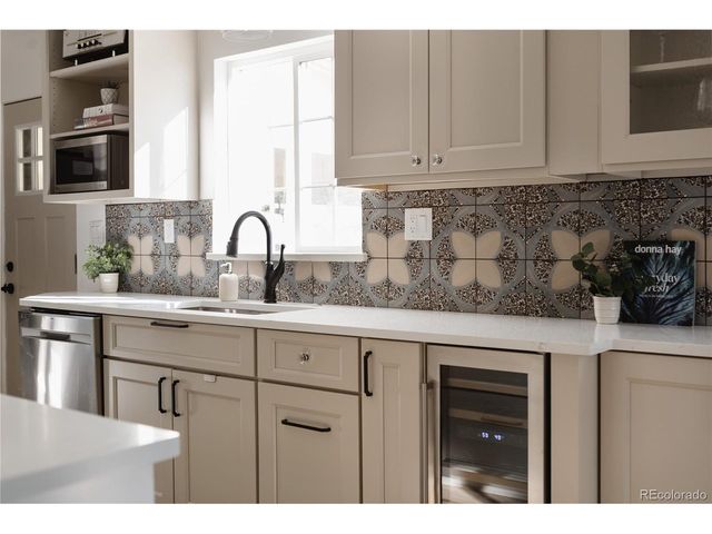 16 Lakewood Heights, Lakewood, CO 80215