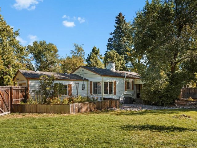 16 Lakewood Heights, Lakewood, CO 80215