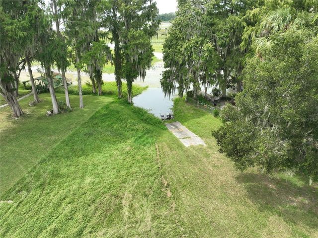 7953 W RIVERBEND ROAD, Crystal River, FL 34428
