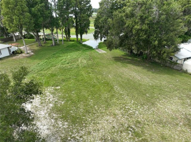7953 W RIVERBEND ROAD, Crystal River, FL 34428