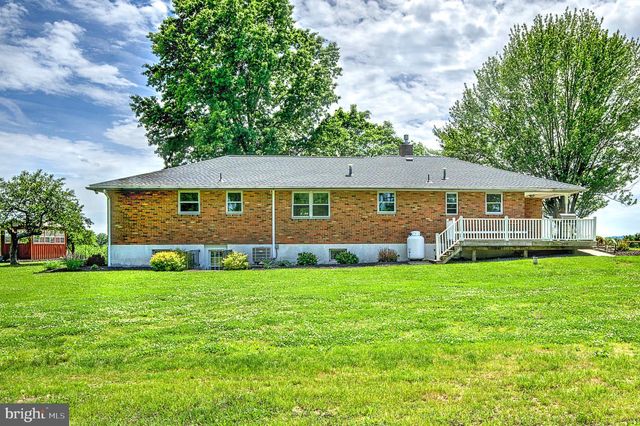 141 GREEN HILL RD, Barto, PA 19504