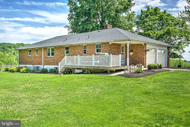 141 GREEN HILL RD, Barto, PA 19504