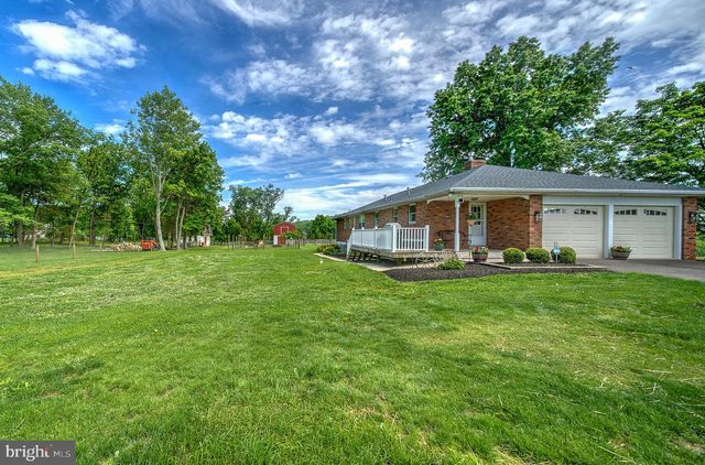 141 GREEN HILL RD, Barto, PA 19504