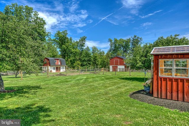 141 GREEN HILL RD, Barto, PA 19504
