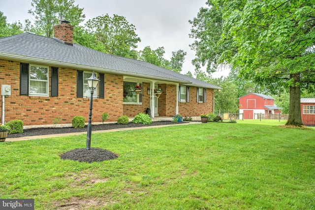 141 GREEN HILL RD, Barto, PA 19504