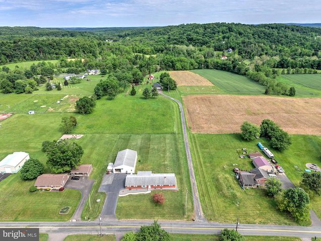 141 GREEN HILL RD, Barto, PA 19504