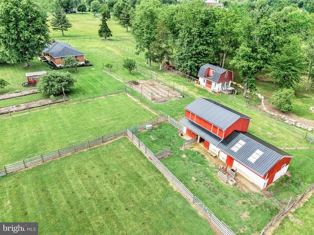 141 GREEN HILL RD, Barto, PA 19504