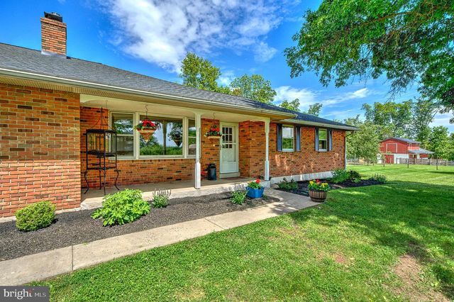 141 GREEN HILL RD, Barto, PA 19504