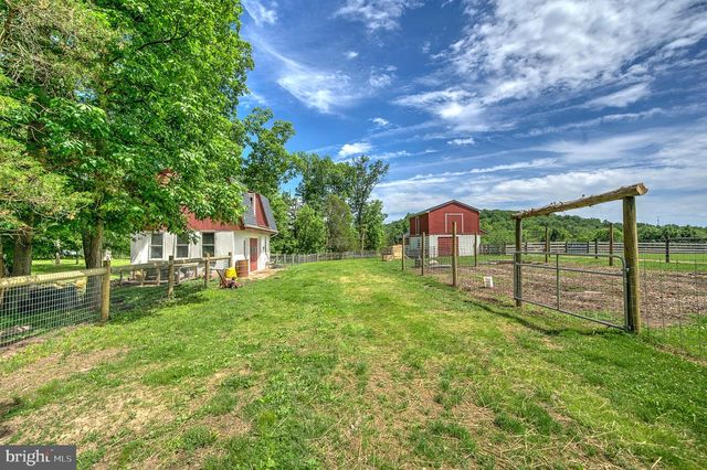 141 GREEN HILL RD, Barto, PA 19504