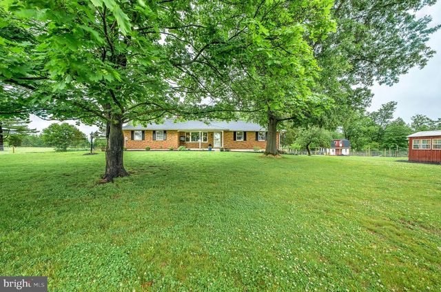 141 GREEN HILL RD, Barto, PA 19504