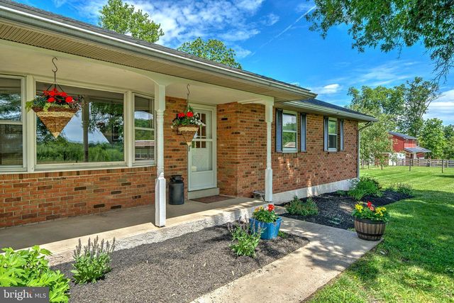 141 GREEN HILL RD, Barto, PA 19504