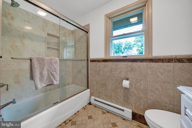 141 GREEN HILL RD, Barto, PA 19504