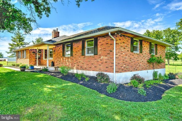 141 GREEN HILL RD, Barto, PA 19504