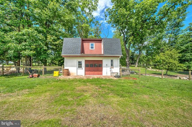 141 GREEN HILL RD, Barto, PA 19504