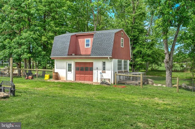 141 GREEN HILL RD, Barto, PA 19504