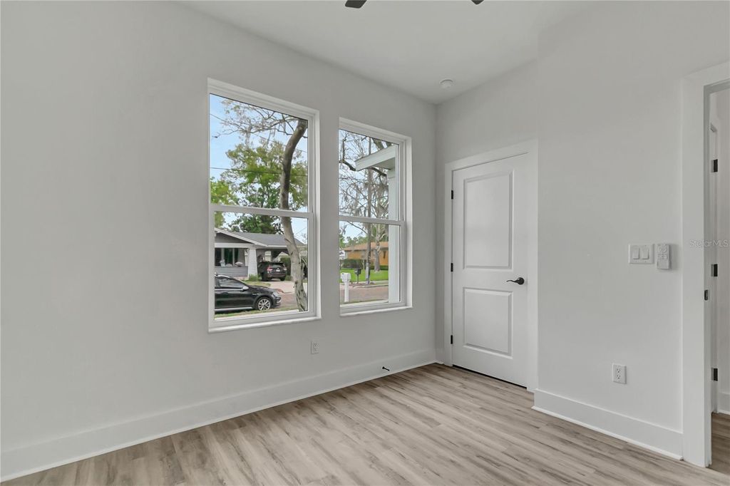 Image 32 of property listing at 1005 W MAHONEY STREET, Plant City, FL 33563