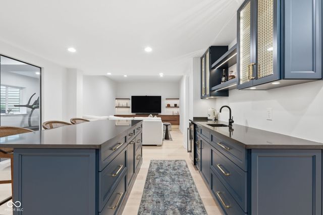 14112 Mississinewa Drive, Carmel, IN 46033