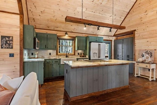 161 Windy Valley Trail, Blue Ridge, GA 30513