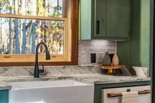 161 Windy Valley Trail, Blue Ridge, GA 30513