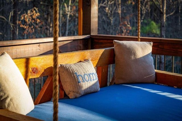 161 Windy Valley Trail, Blue Ridge, GA 30513