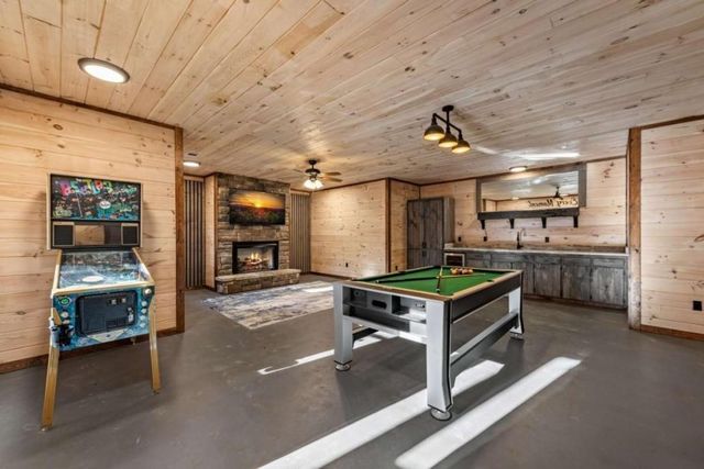 161 Windy Valley Trail, Blue Ridge, GA 30513