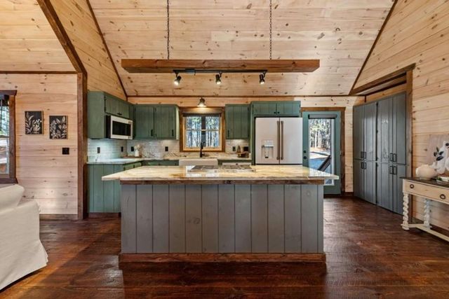 161 Windy Valley Trail, Blue Ridge, GA 30513