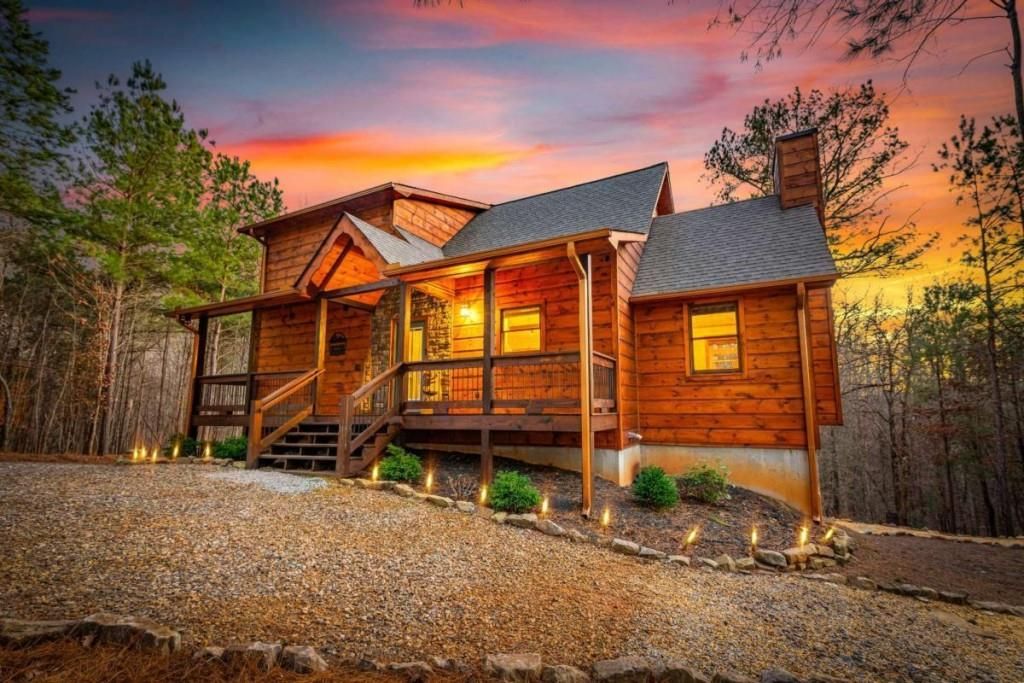 161 Windy Valley Trail, Blue Ridge, GA 30513