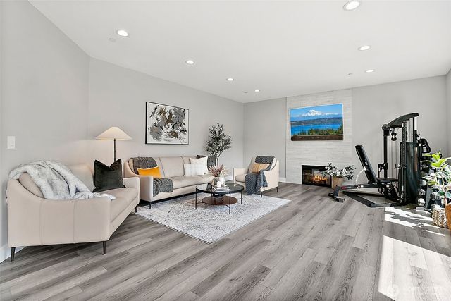 28905 71st Ave E, Graham, WA 98338