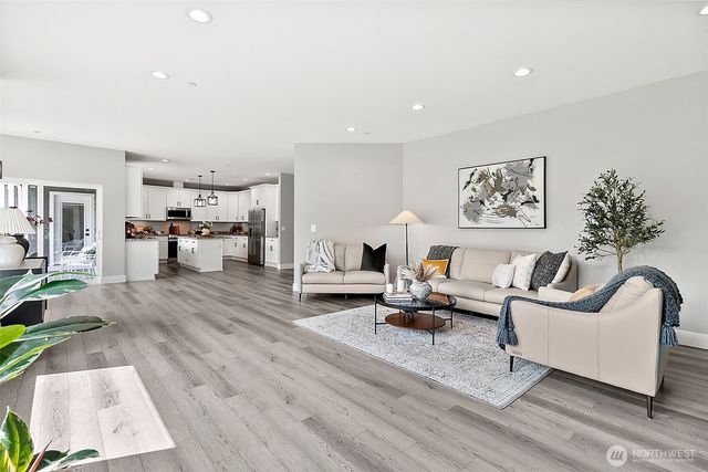 28905 71st Ave E, Graham, WA 98338