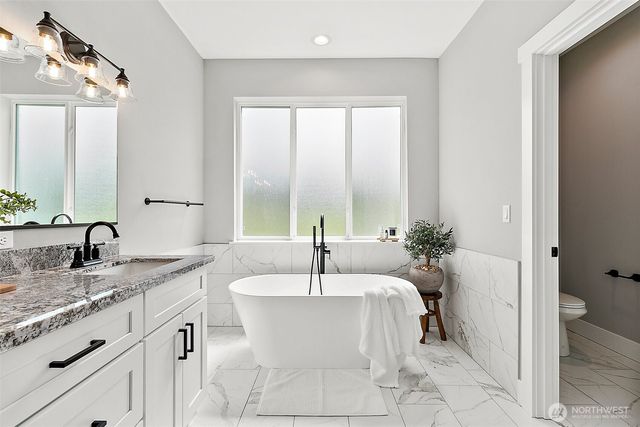 28905 71st Ave E, Graham, WA 98338