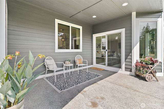 28905 71st Ave E, Graham, WA 98338