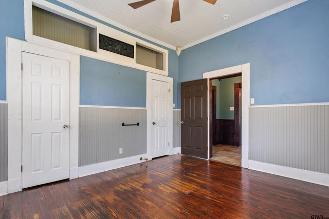 307 W South St., Lindale, TX 75771
