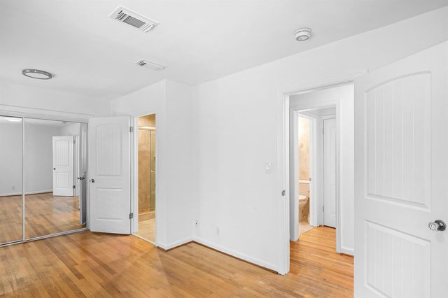 1915 Lake Avenue, West Palm Beach, FL 33401