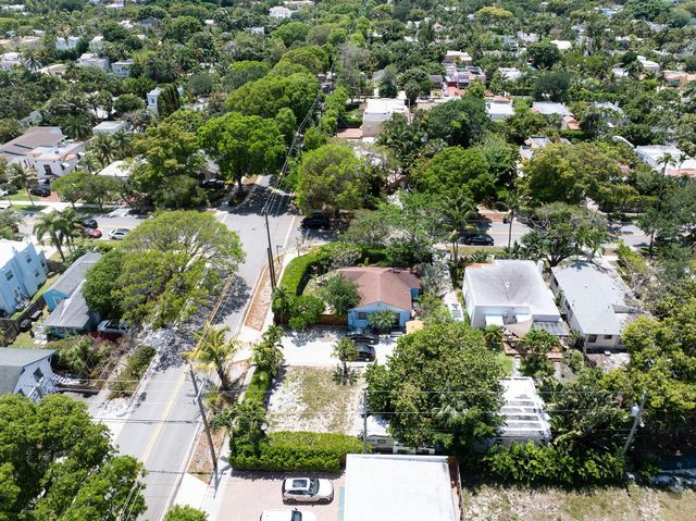 1915 Lake Avenue, West Palm Beach, FL 33401