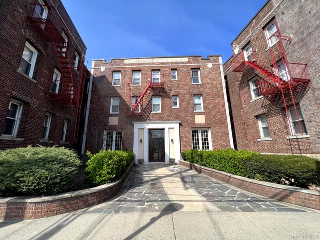 477 Merrick Road, Lynbrook, NY 11563