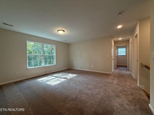 3527 Crimson Circle, Maryville, TN 37801