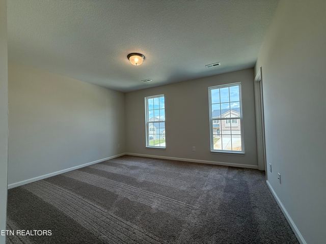 3527 Crimson Circle, Maryville, TN 37801