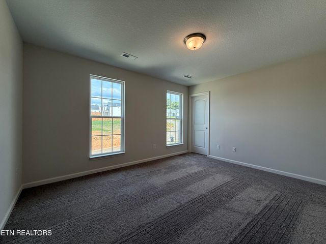 3527 Crimson Circle, Maryville, TN 37801