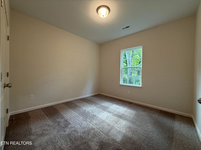 3527 Crimson Circle, Maryville, TN 37801