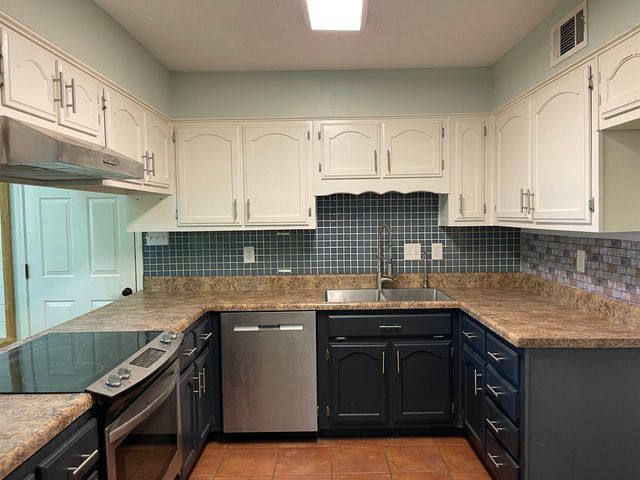 9346 GLEN BIRNIE LN, Lakeland, TN 38002