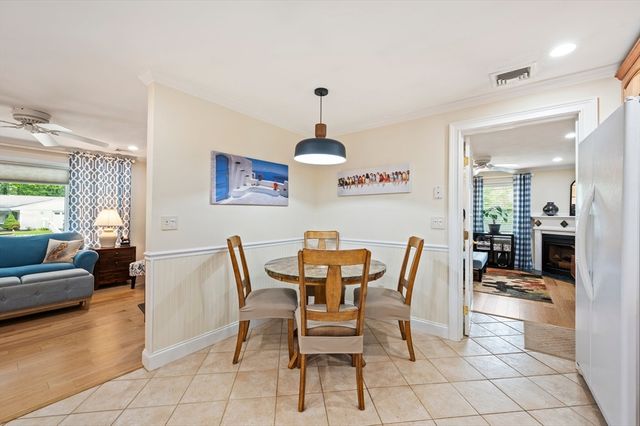 79 Brookville Ave, Brockton, MA 02302
